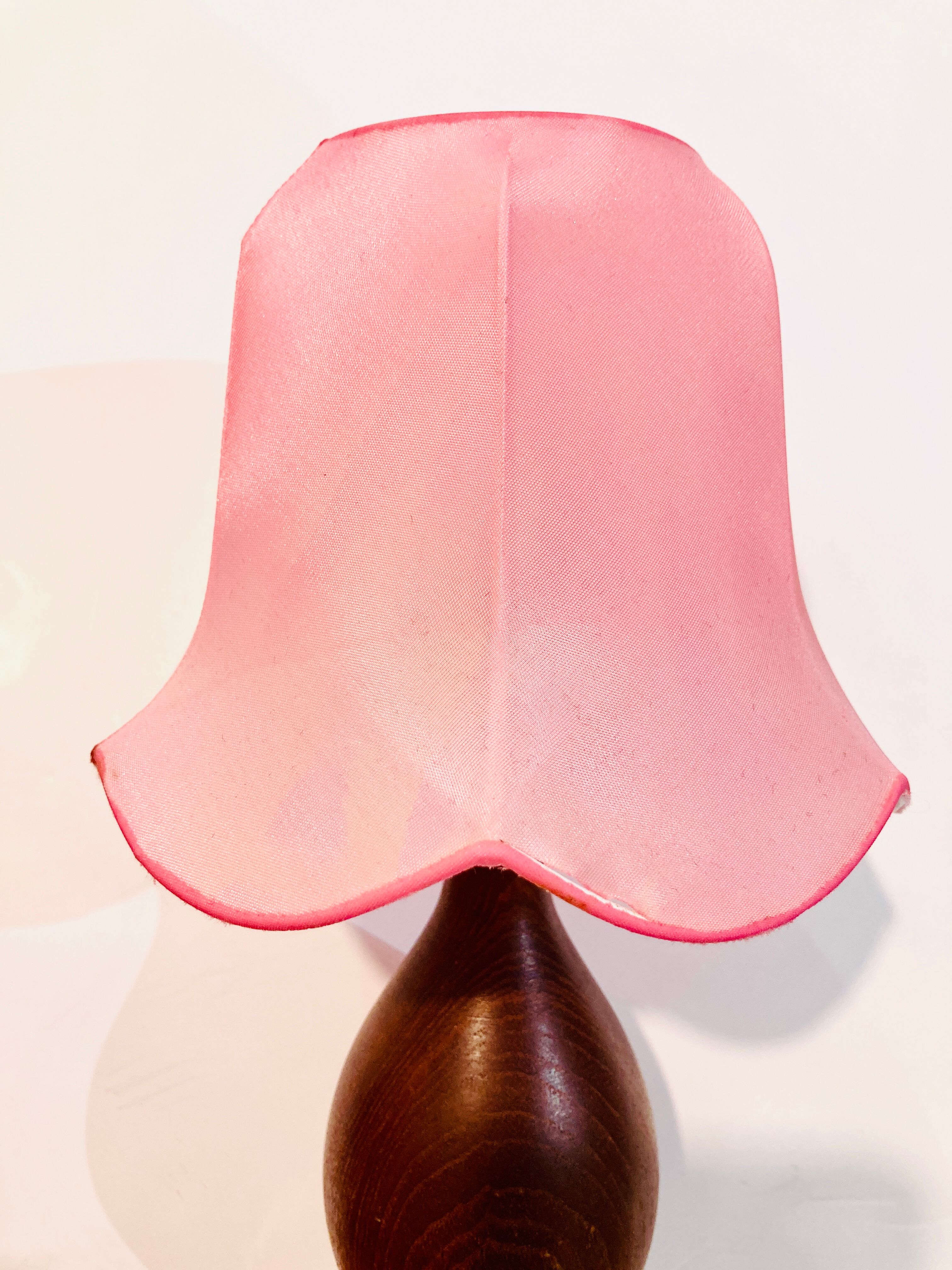 2 bedside lamps pink spirit 40s-50s