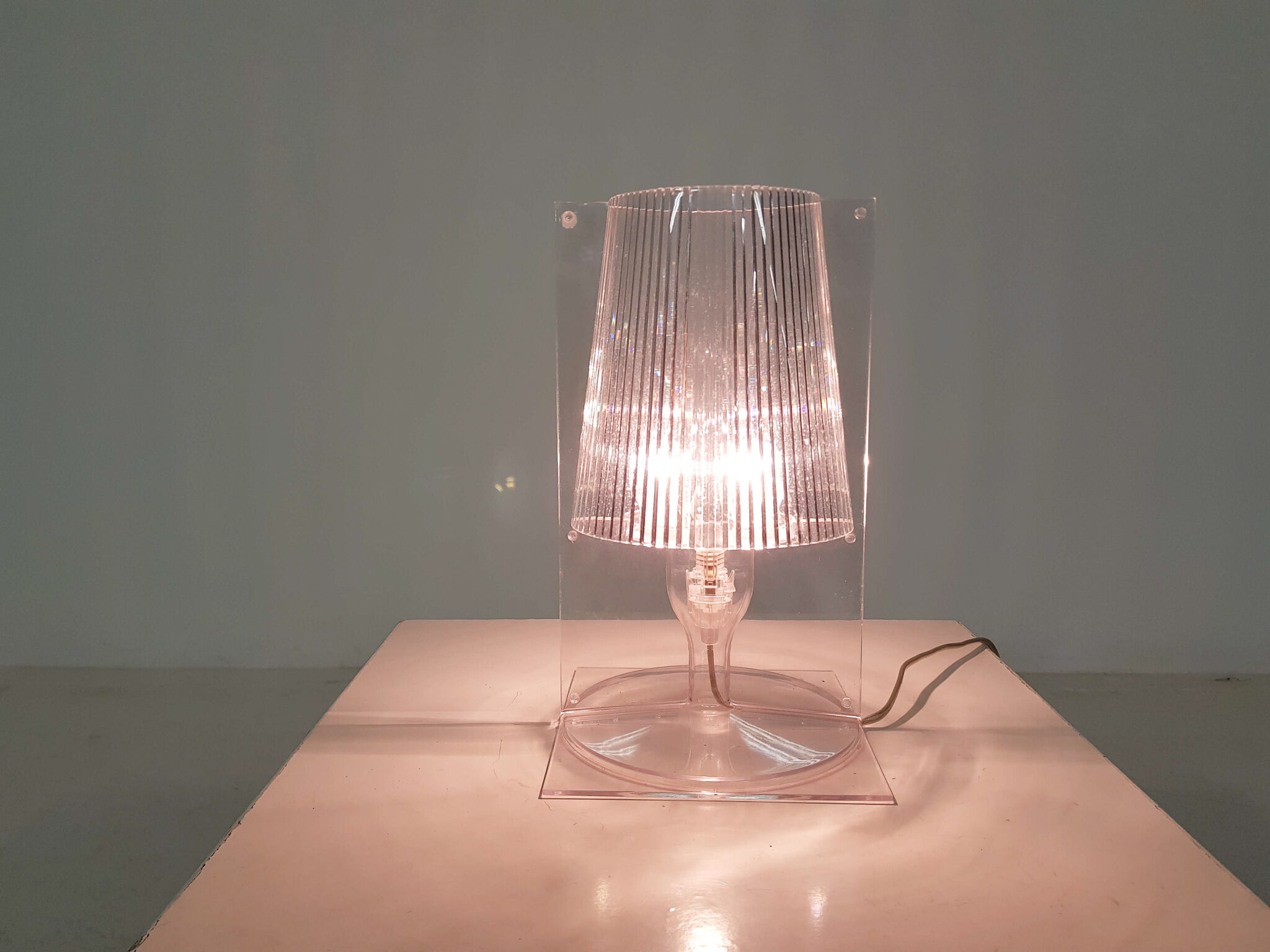 Transparant plexi glass table lamp by Ferruccio Laviani for Kartell