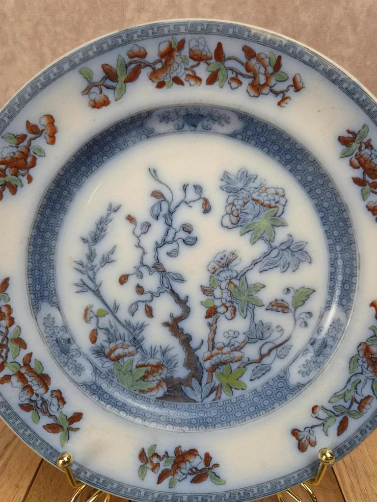 Set of 2 flat/semi-deep vintage plates Copeland England – Japonese-style decoration