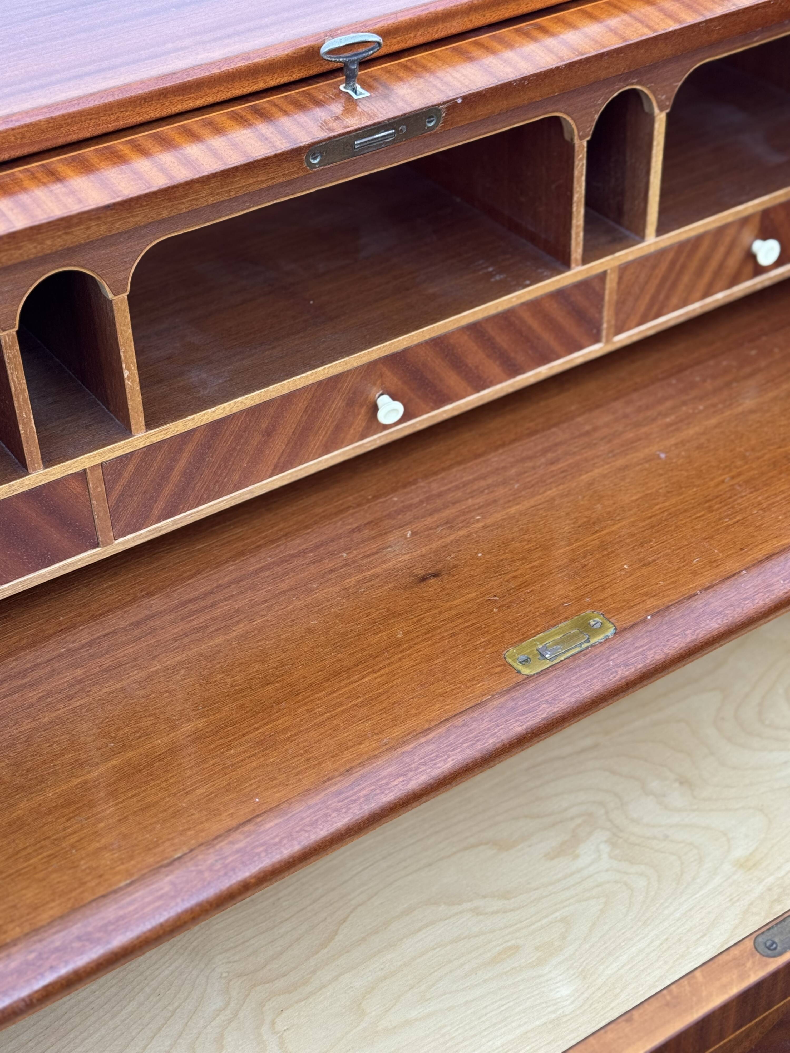 Bureau à cylindre en teck par Egan Ostergaard