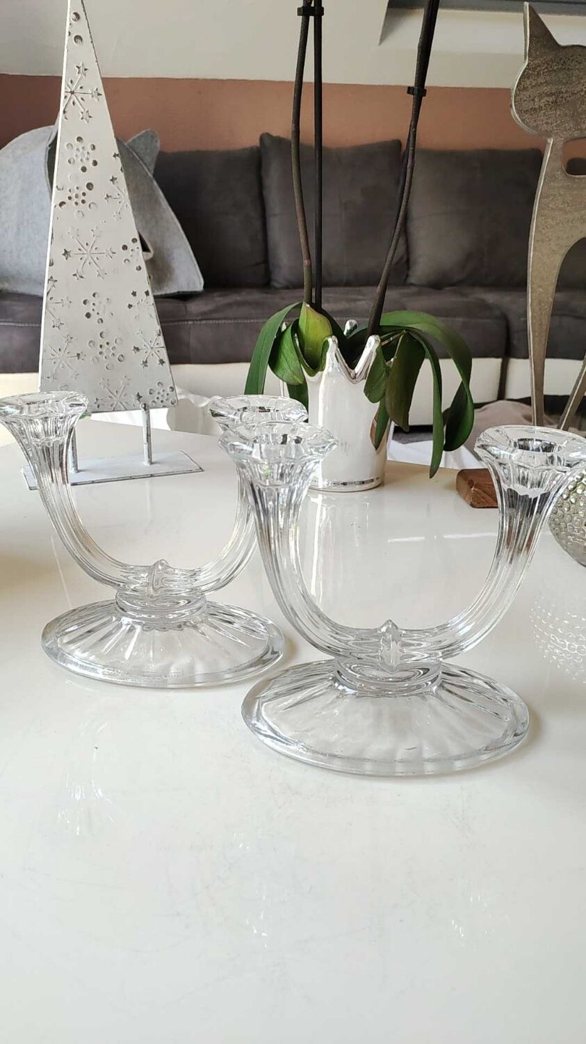 Pair of art deco candlesticks with 2 flames, molded crystal