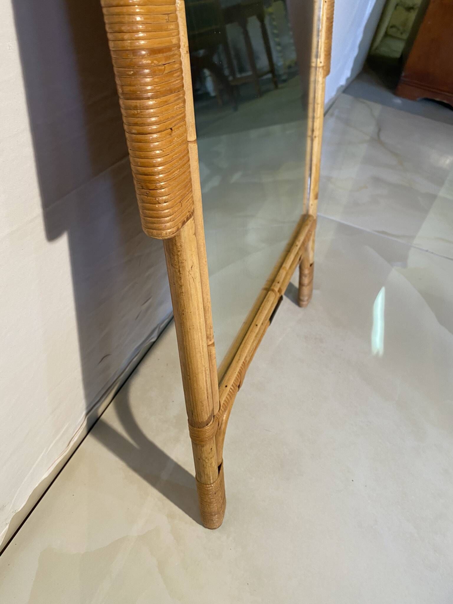Miroir vintage en rotin année 1960