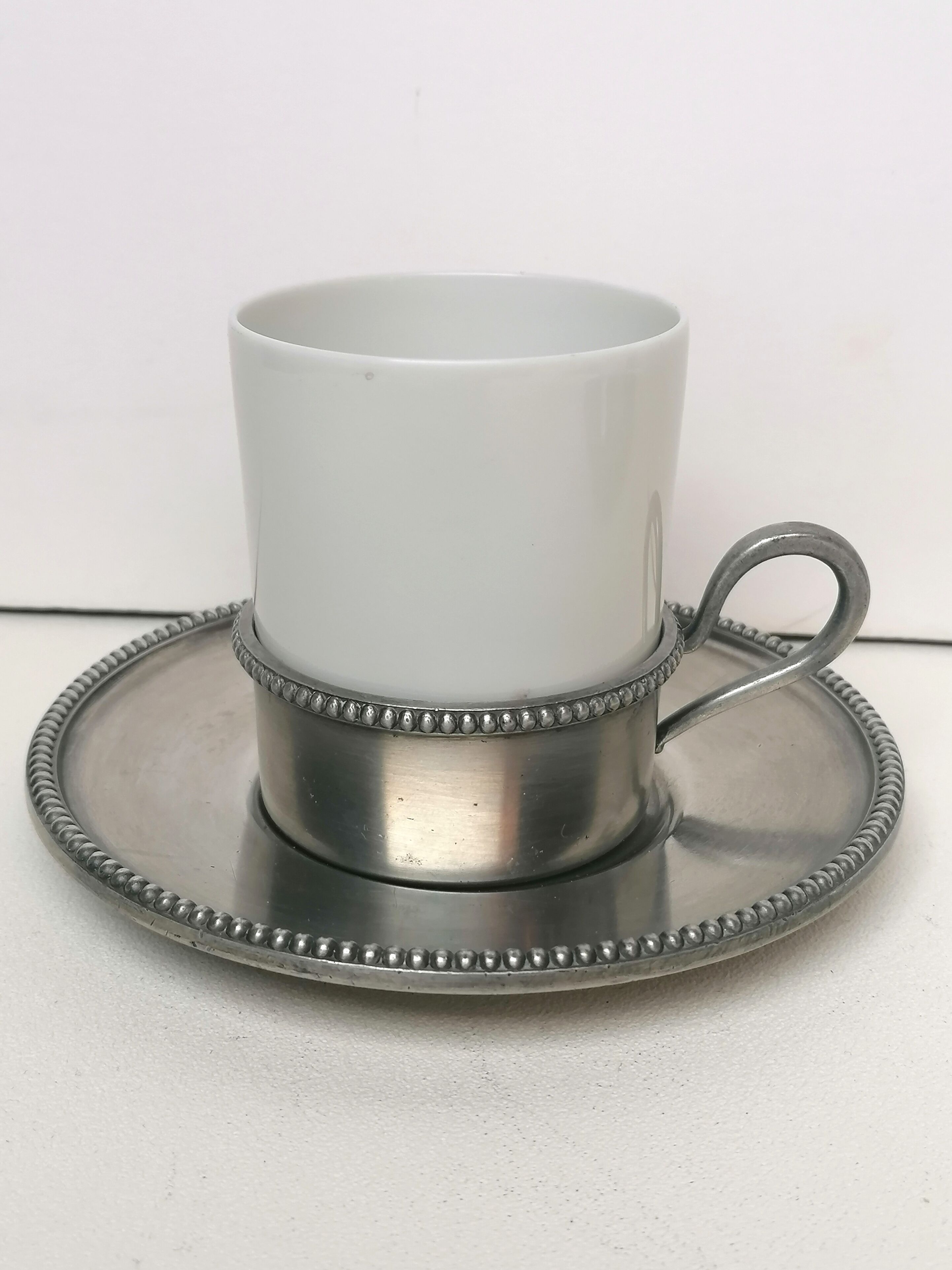 Set of 2 cups