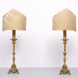 Grands chandeliers d'autel en laiton hollandais du XVIIIe siècle. Lampadaires.