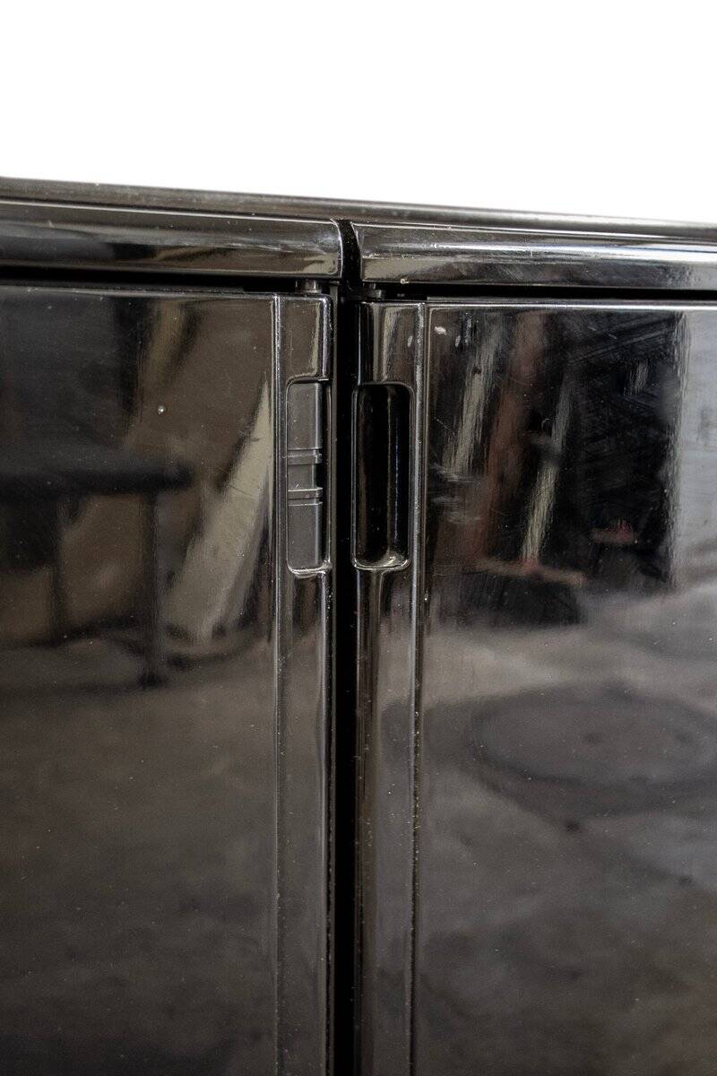Larco credenza in black lacquered wood by Gianfranco Frattini for Molteni, Italy, 1970s.