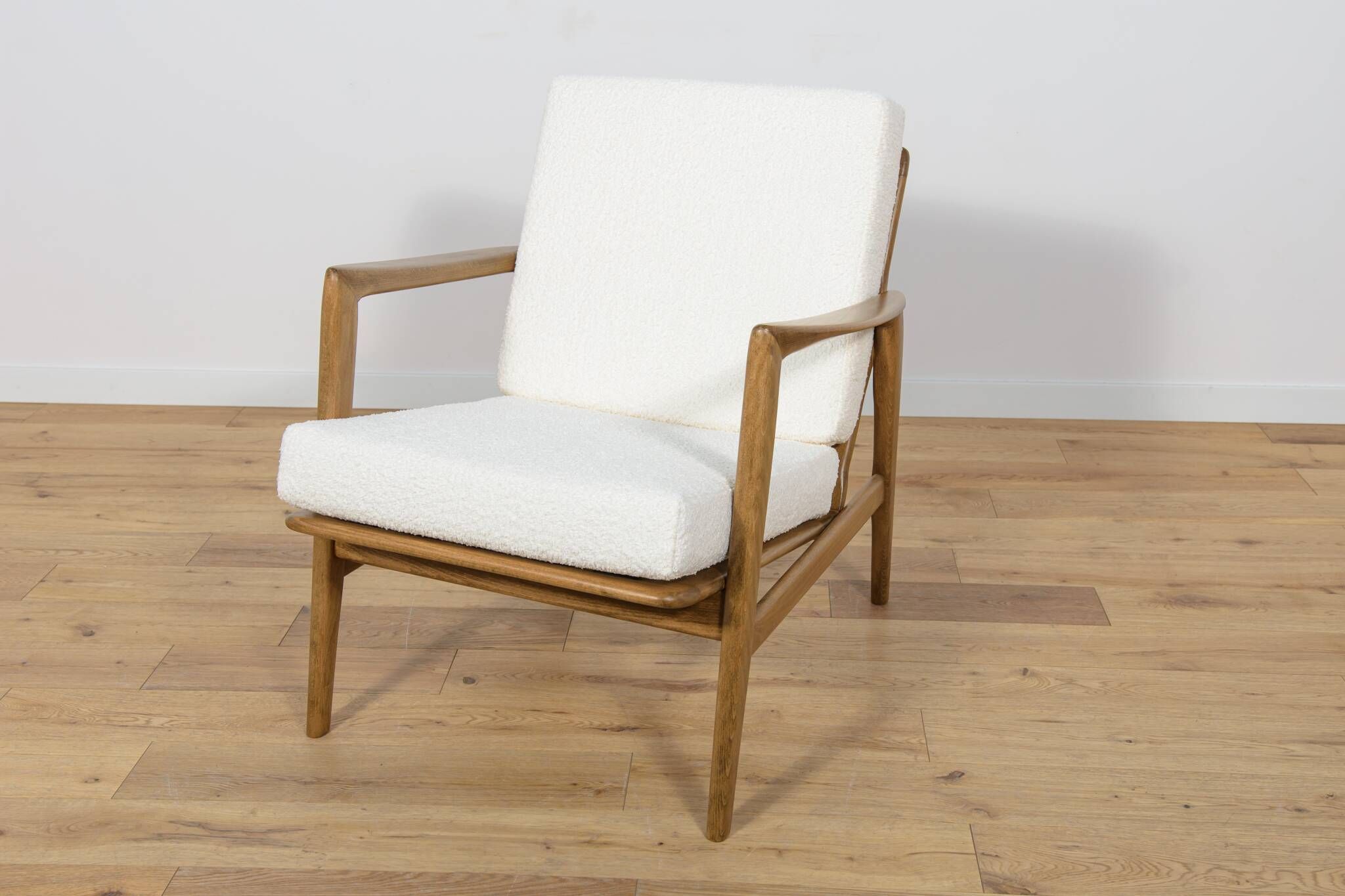 Mid-Century Model 300-139 Armchairs from Swarzędz Factory, 1960s, Set of 2