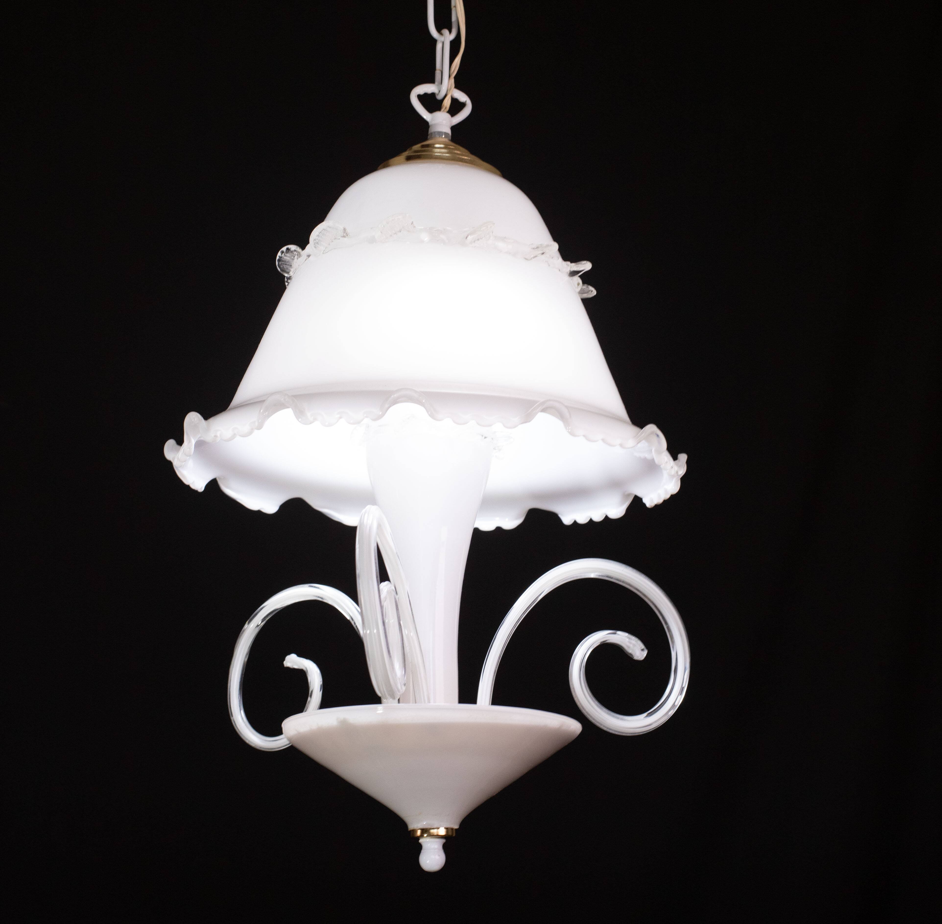“Umbrella” Charming Murano Vintage White Chandelier in Murano Glass, 1980s