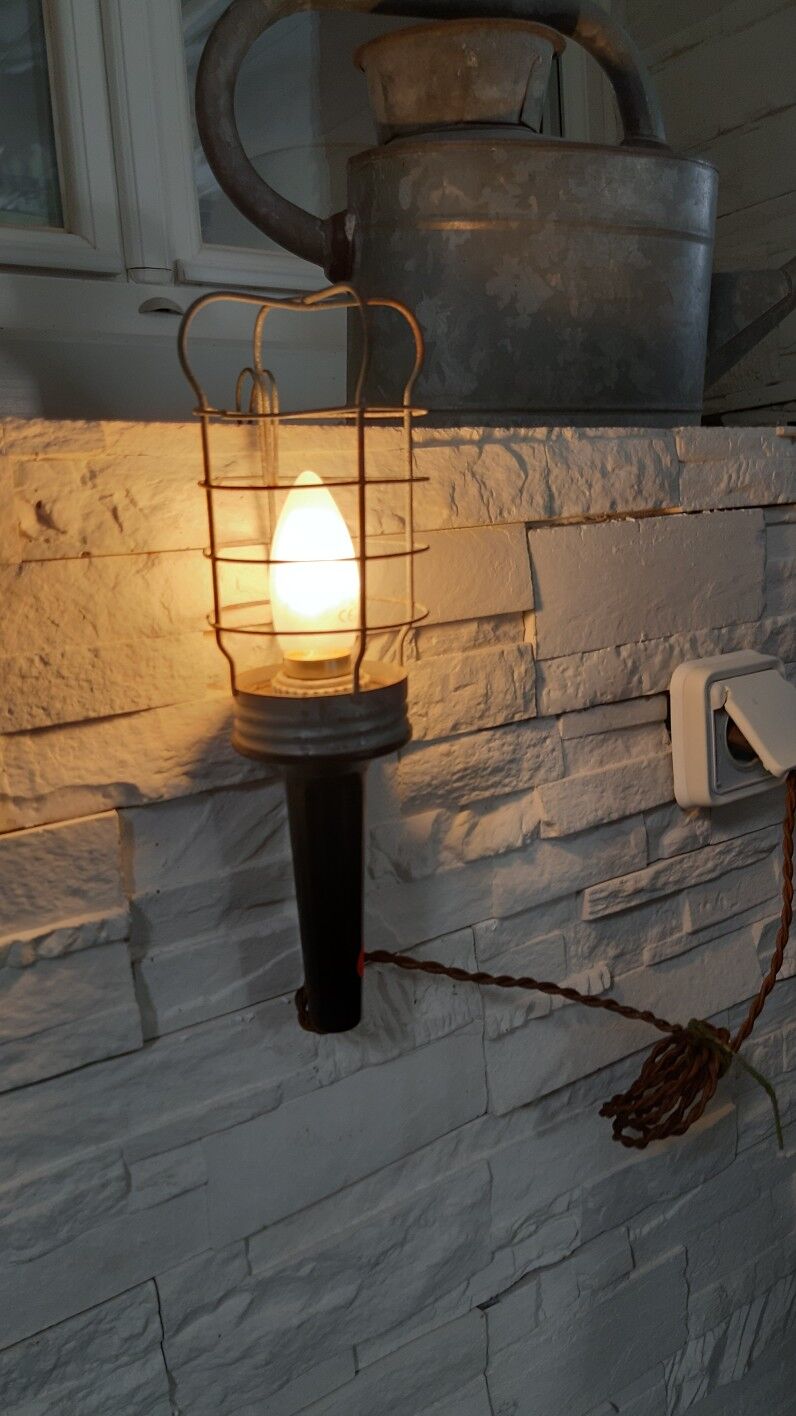 Vintage walking lamp