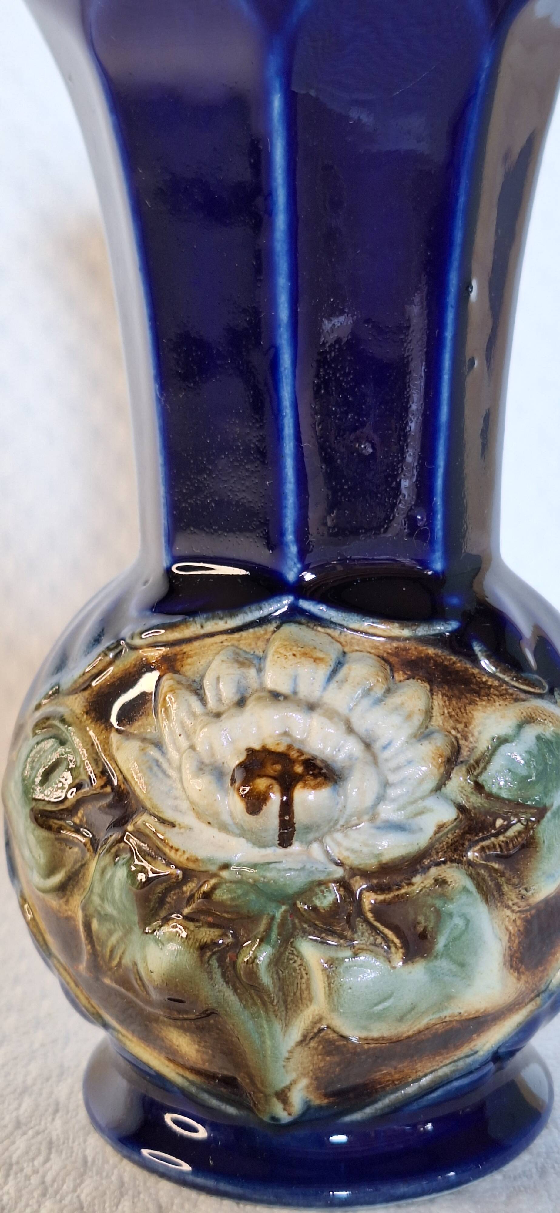 VINTAGE BARBOTINE VASE