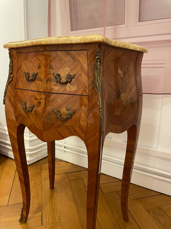 table de chevet louis XVI marqueterie