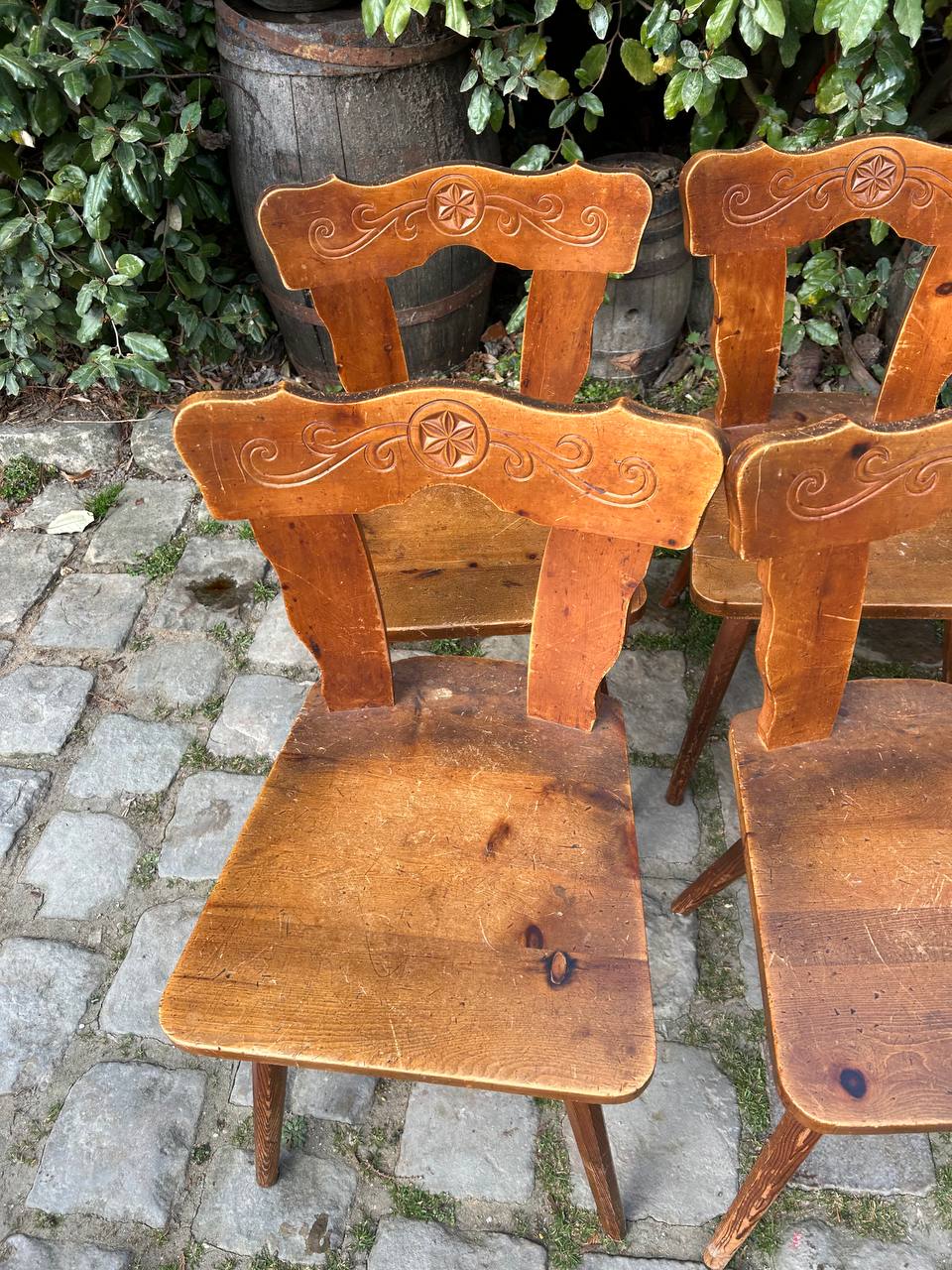 Set of 6 mountain chairs in fir folk art