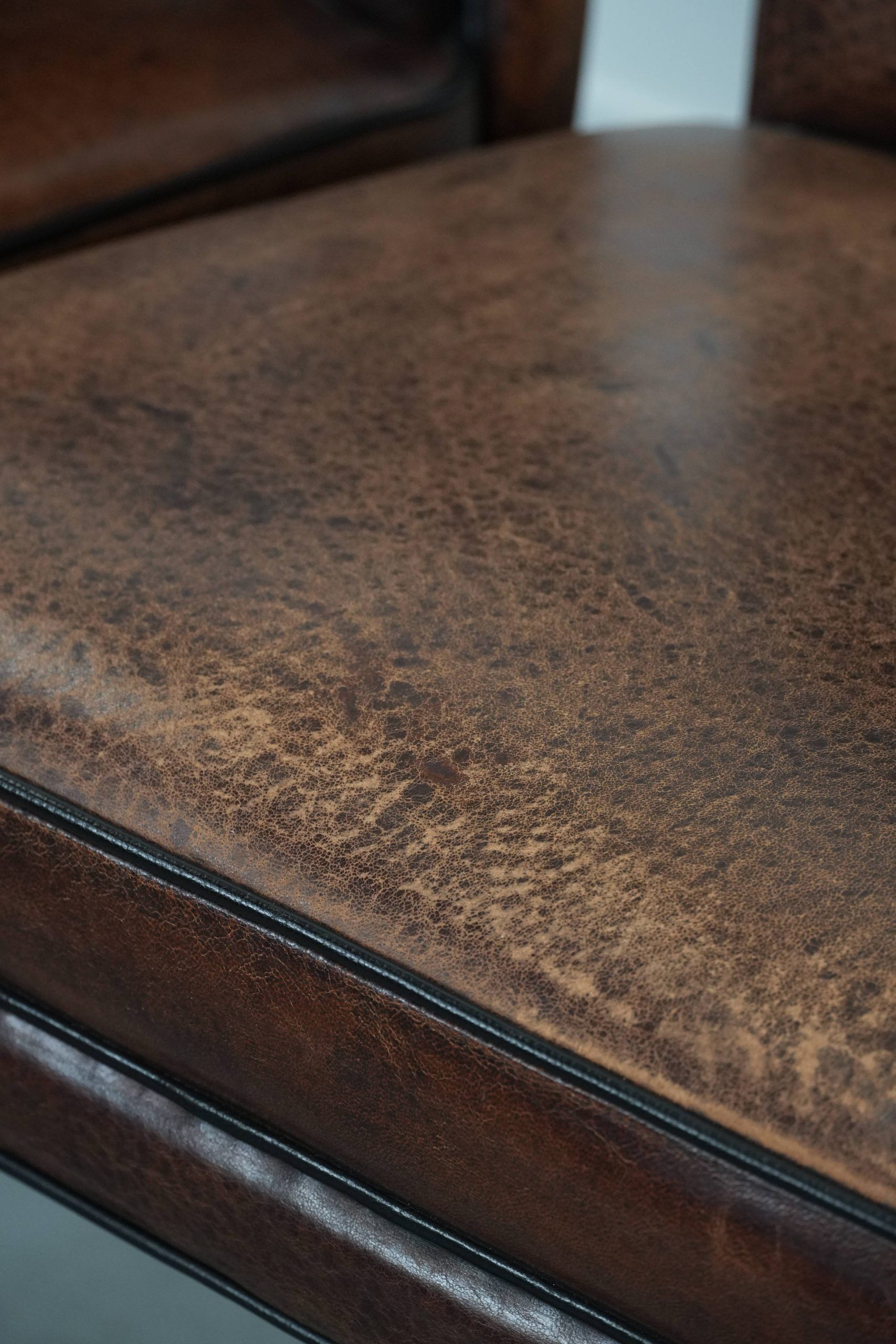 Set of 4 beautiful sheepskin dining chairs with character