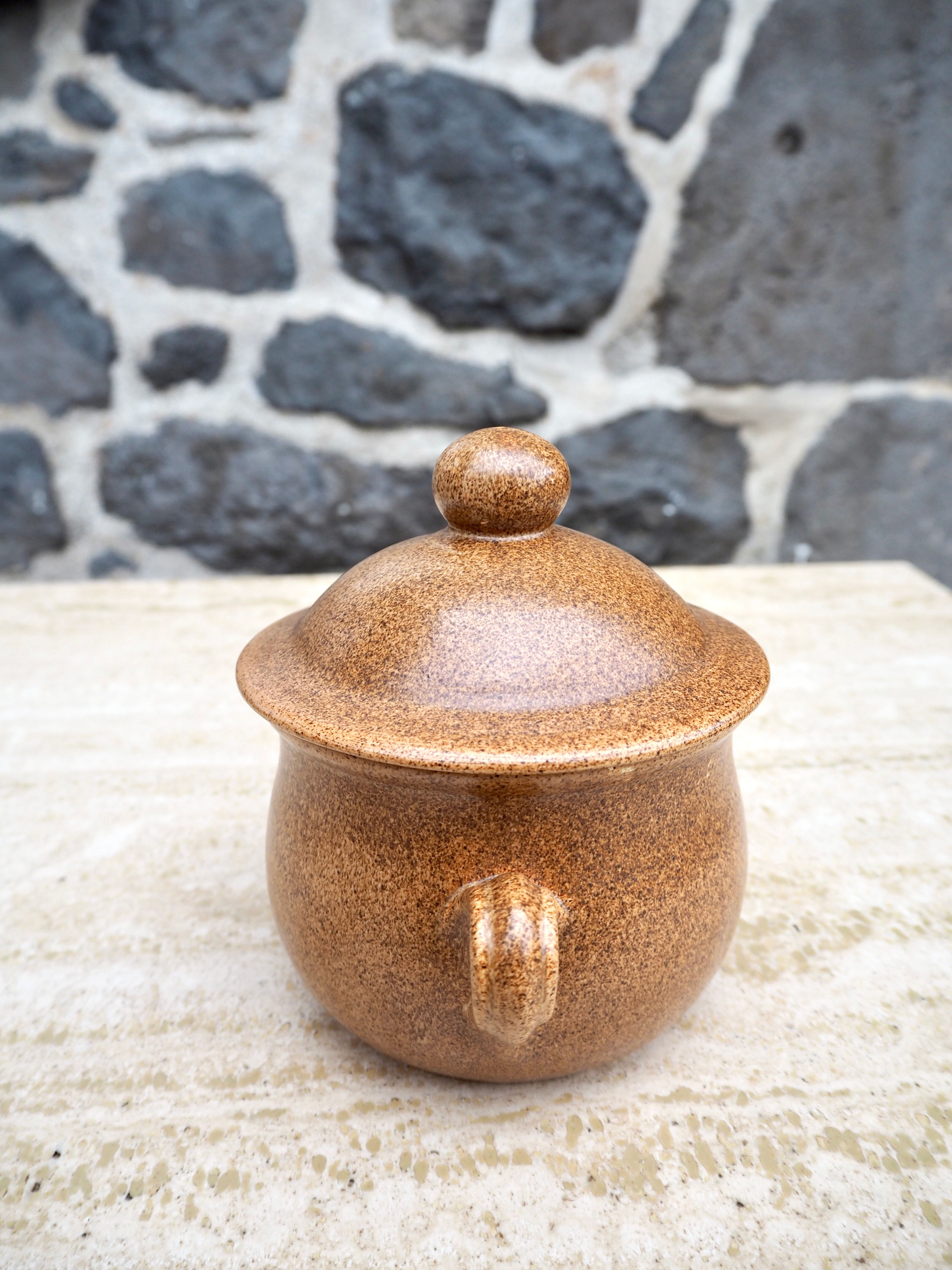 Sandstone candy maker Le Potier Menton