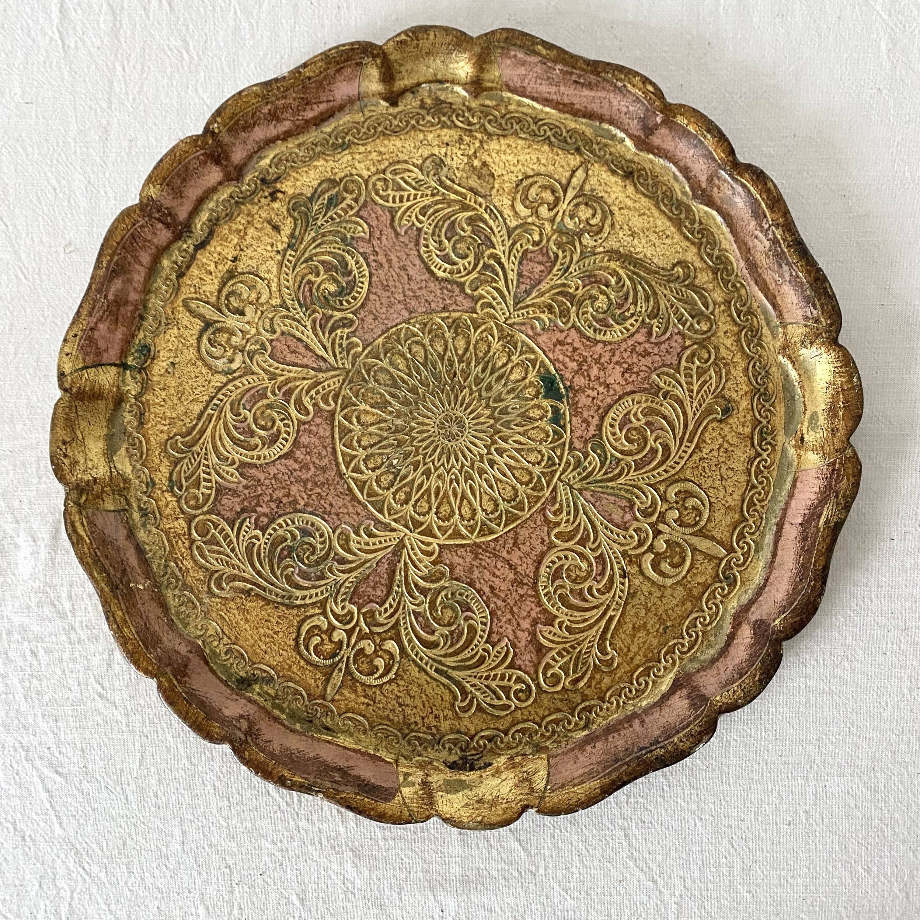 Round tray Florentine Italy