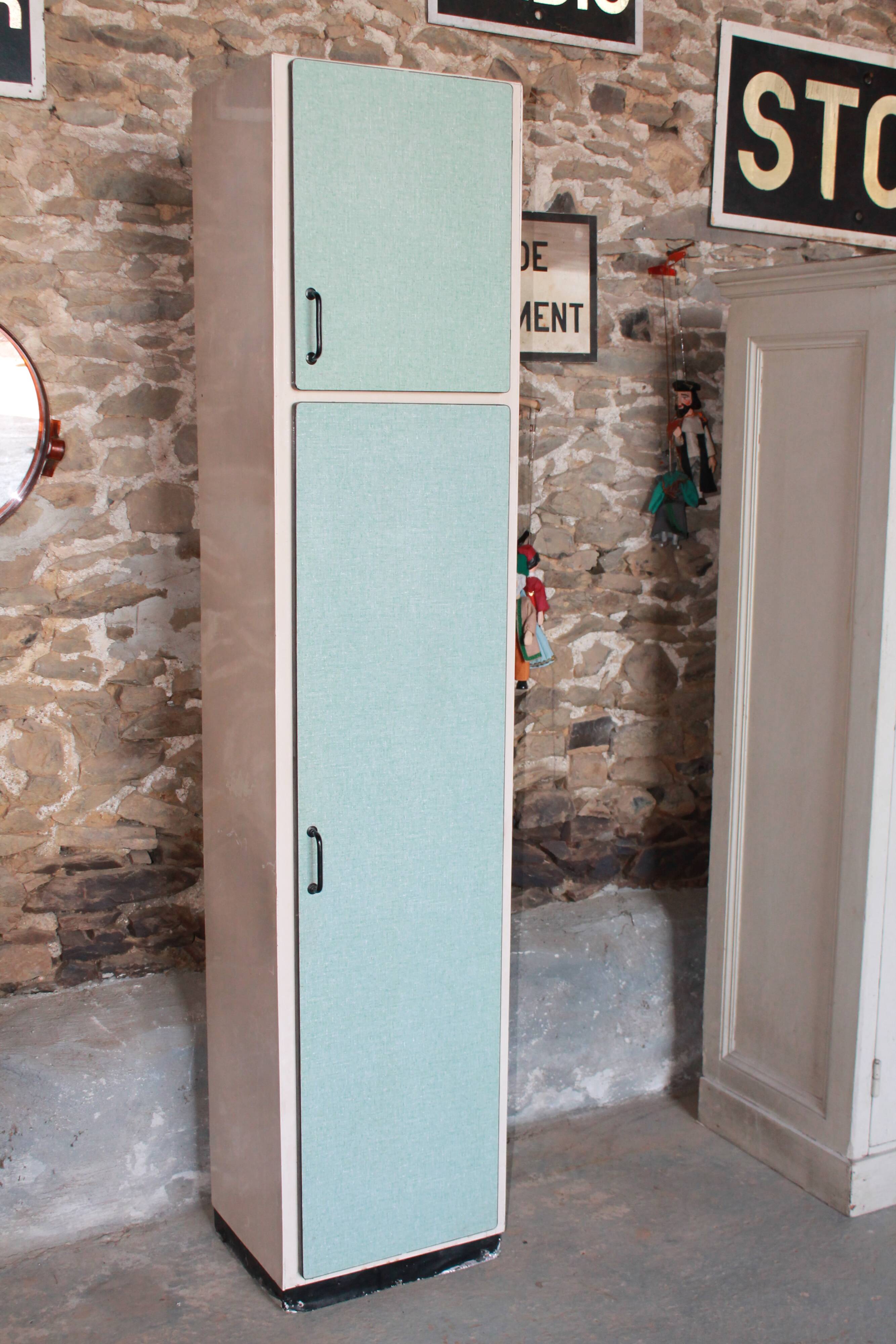 Formica 2-door cabinet