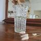 Vase en verre travaillé