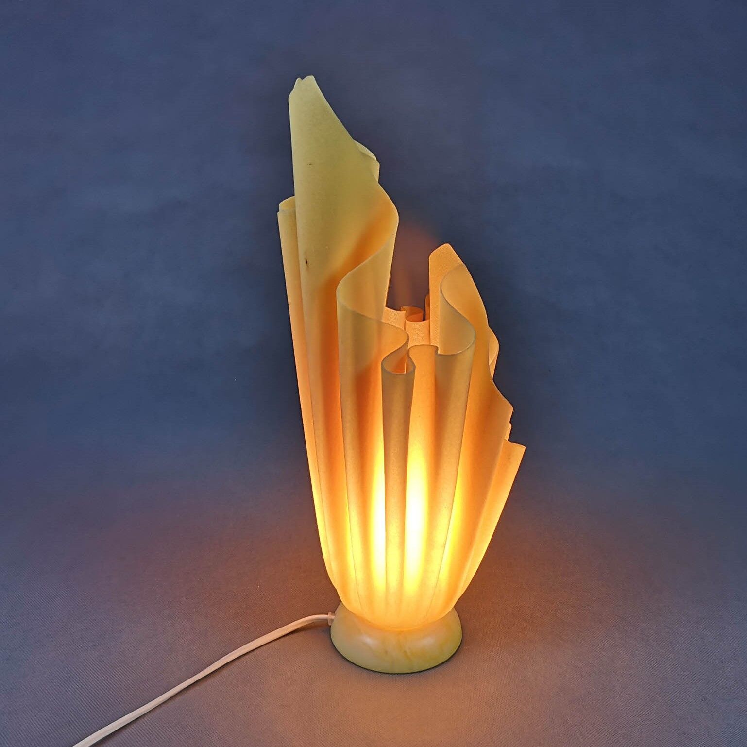 Georgia Jacob resin lamp