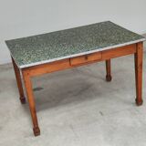 Table de ferme en bois plateau vert moucheté
