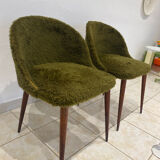 Vintage chairs - Retro chic design - Moss green fur
