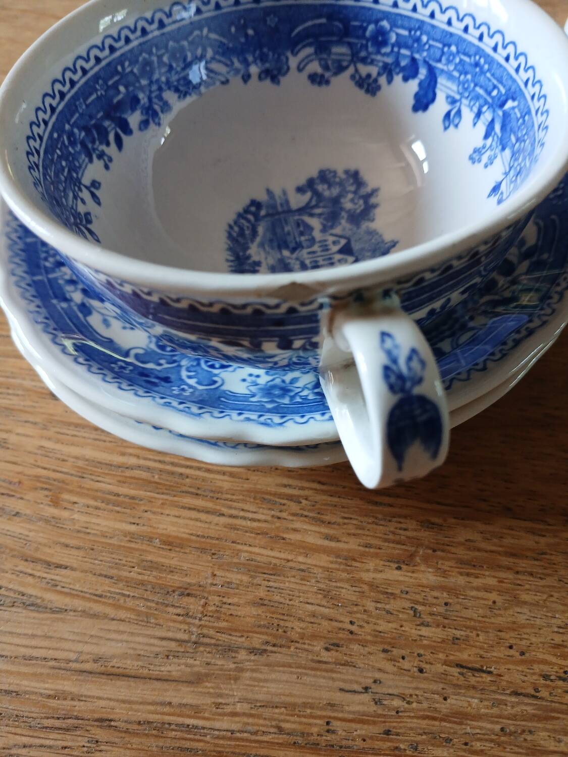 2 old Villeroy and Boch cups