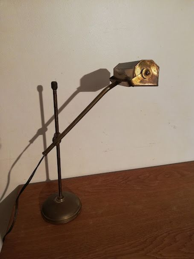 Luminaire - Desk lamp - industrial style
