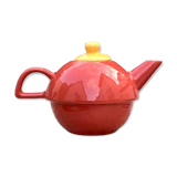 The colorful teapot
