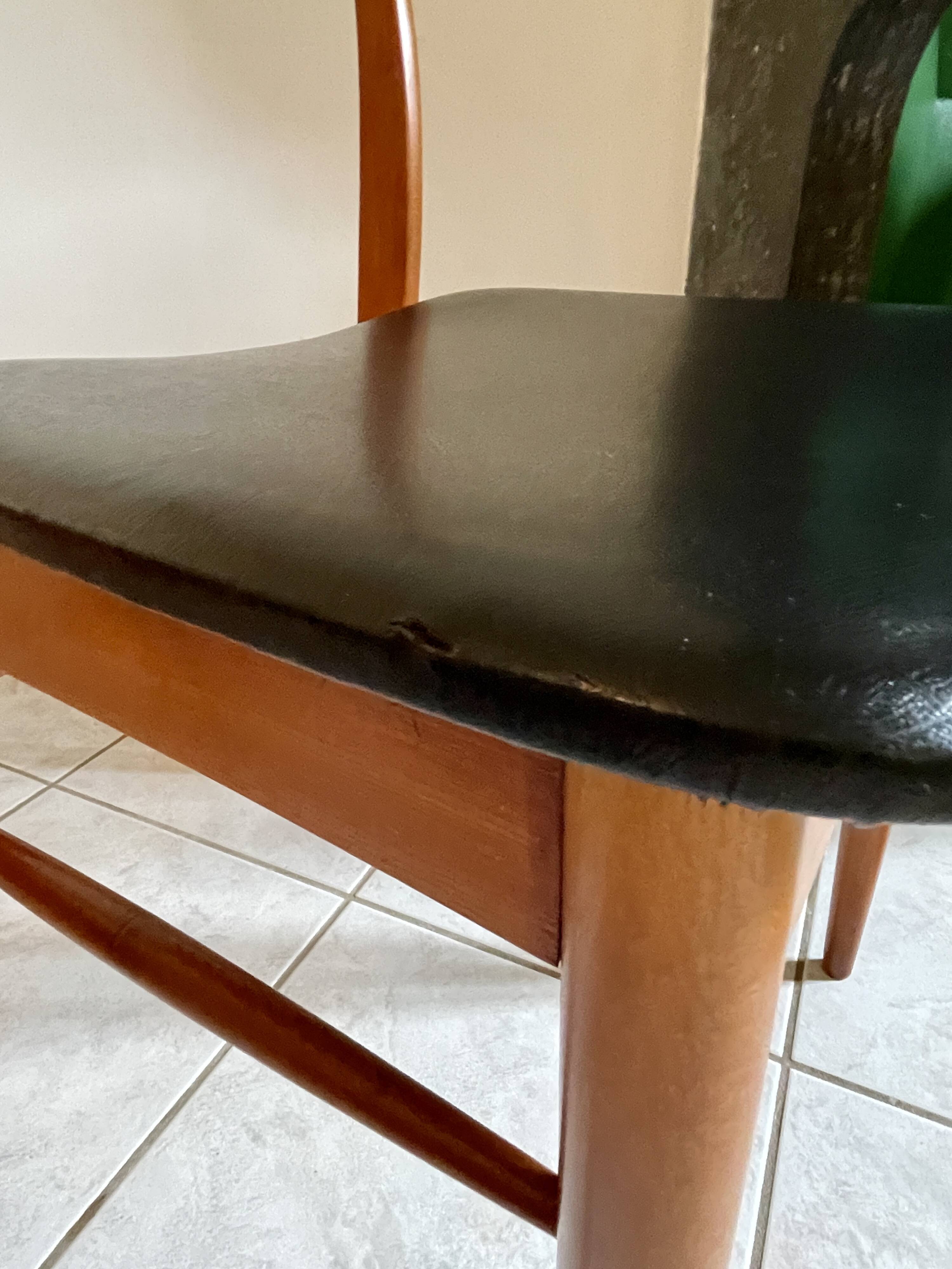 Set de 5 chaises scandinaves teck et skaï