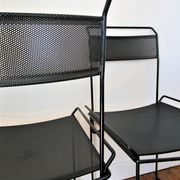 Paire de chaises acier métal perforé design années 80