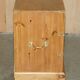 Commodes de campagne & tables de chevet