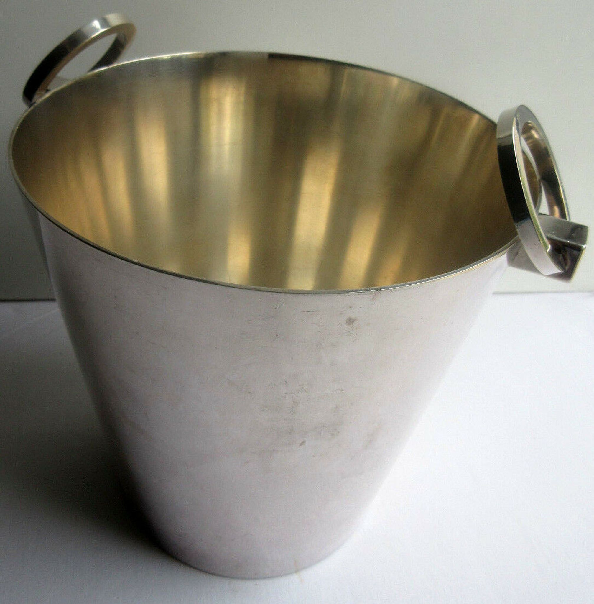 Art Deco champagne bucket, beautiful silver metal, 2 rings handles, signed ST Médard