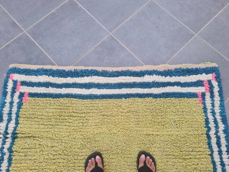 Tapis en laine pure fait main traditionnelle artisanale 2/3 m