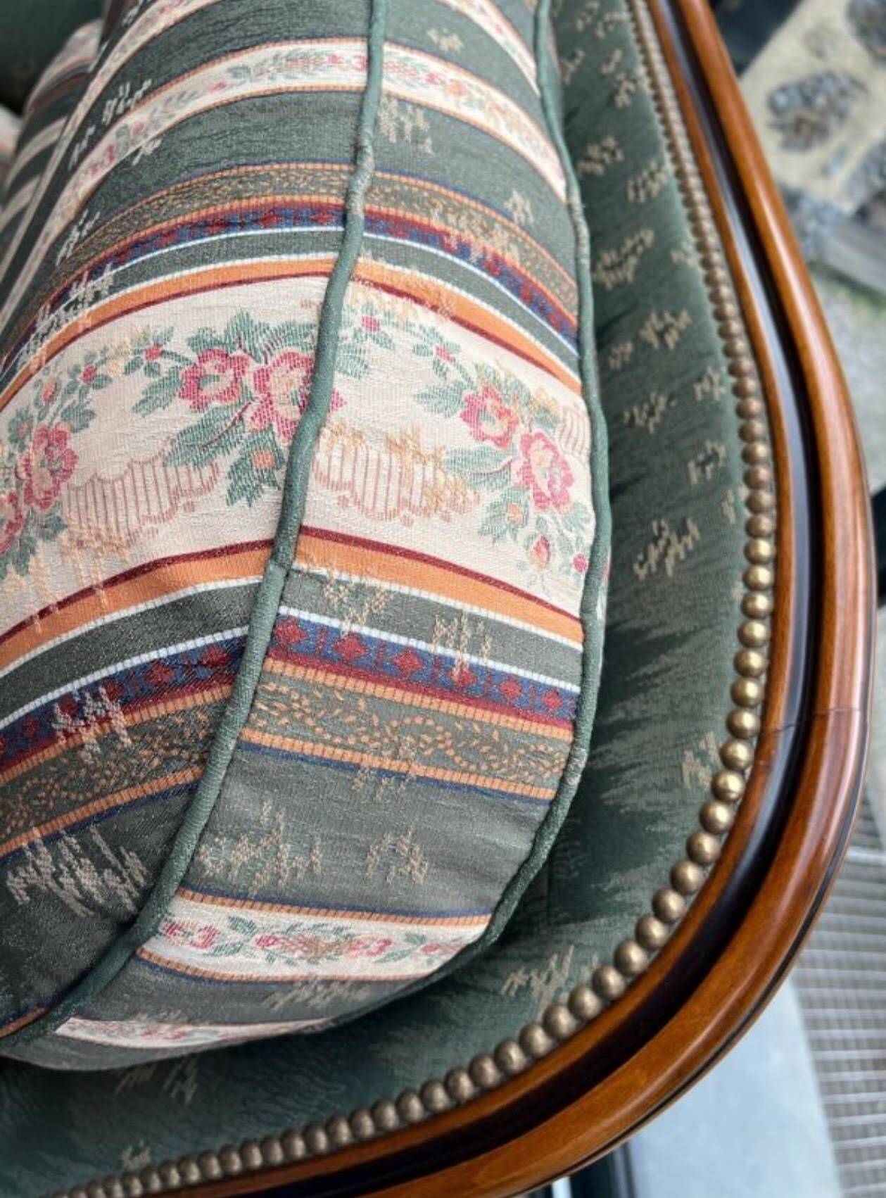 Louis XV style two-seater sofa bench