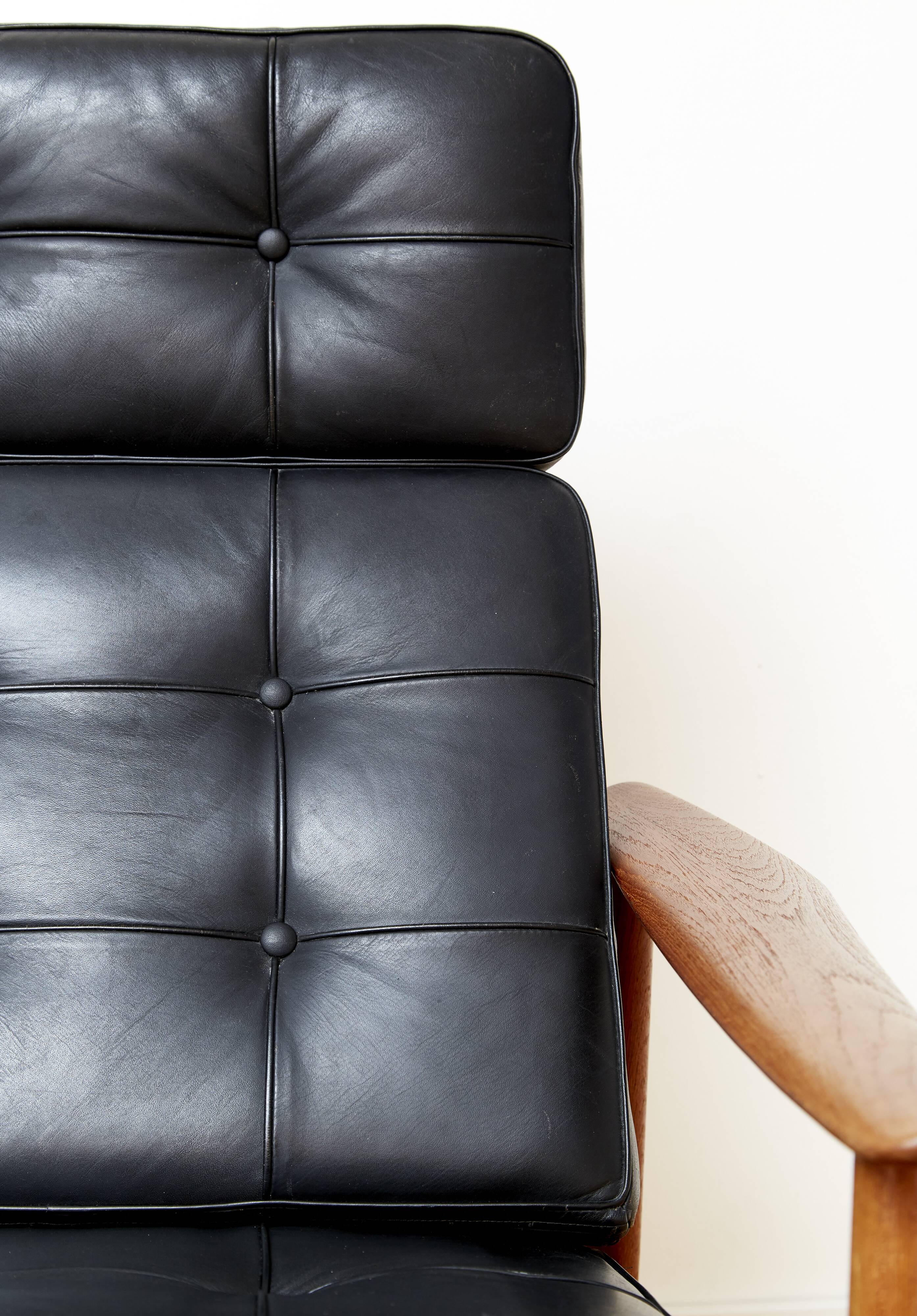 Arne Vodder Lounge Chair & Ottomane FD 164 for France & Søn