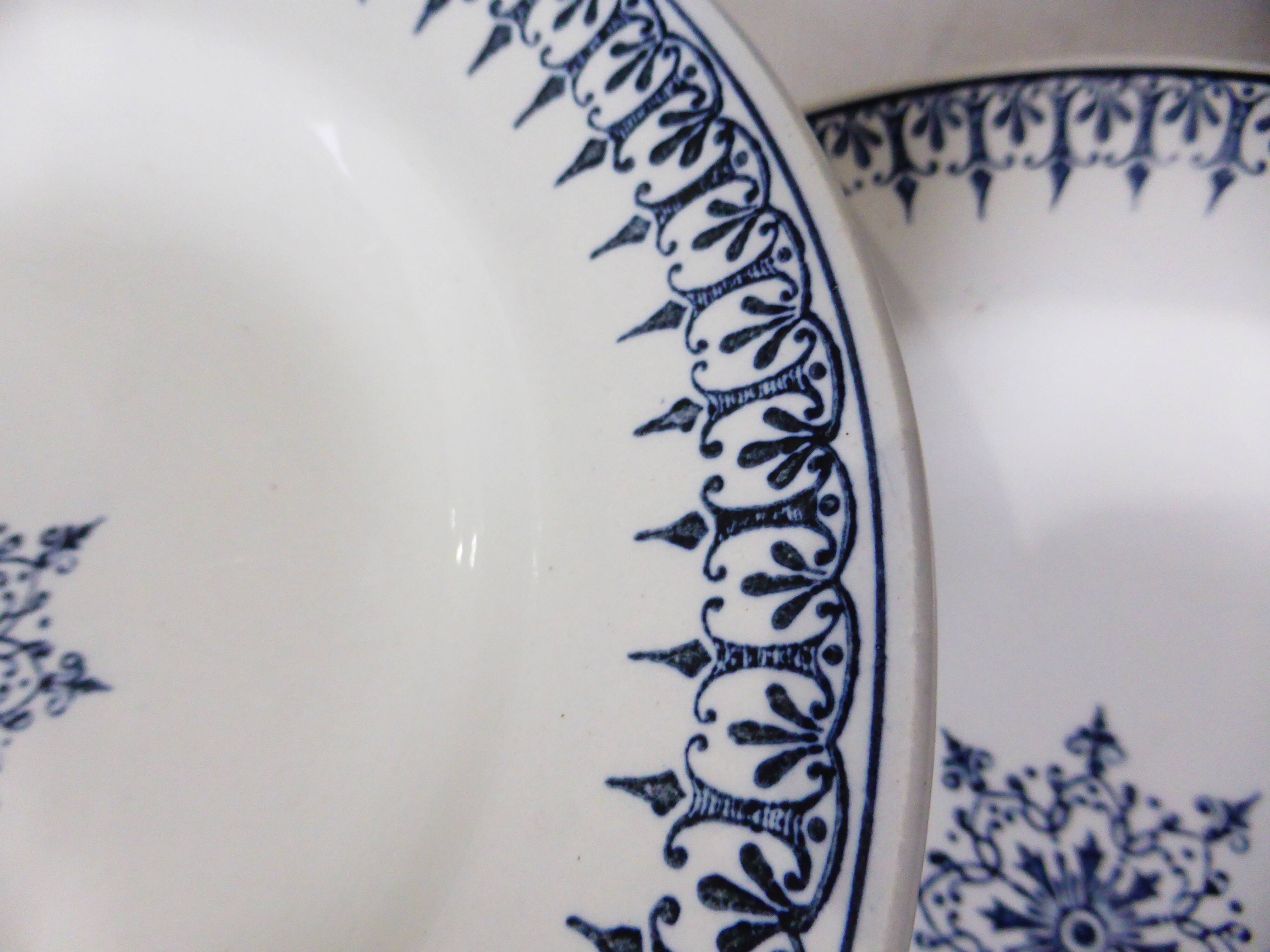 3 vintage hollow plates of St Amand primax model 211237