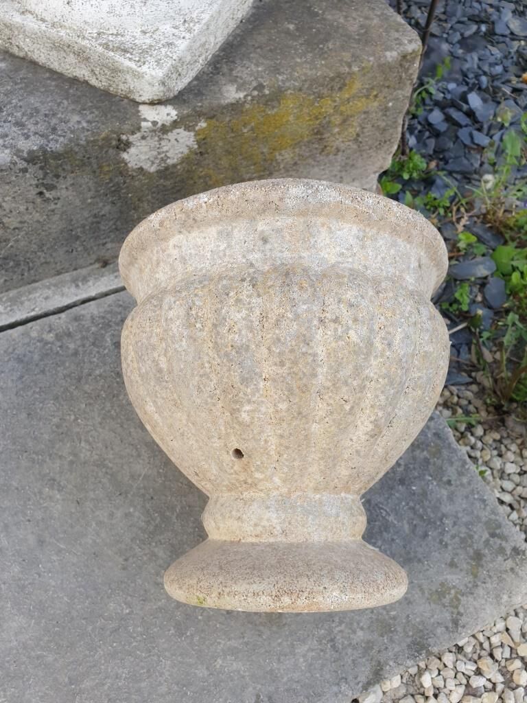 Medici vase in reconstructed stone