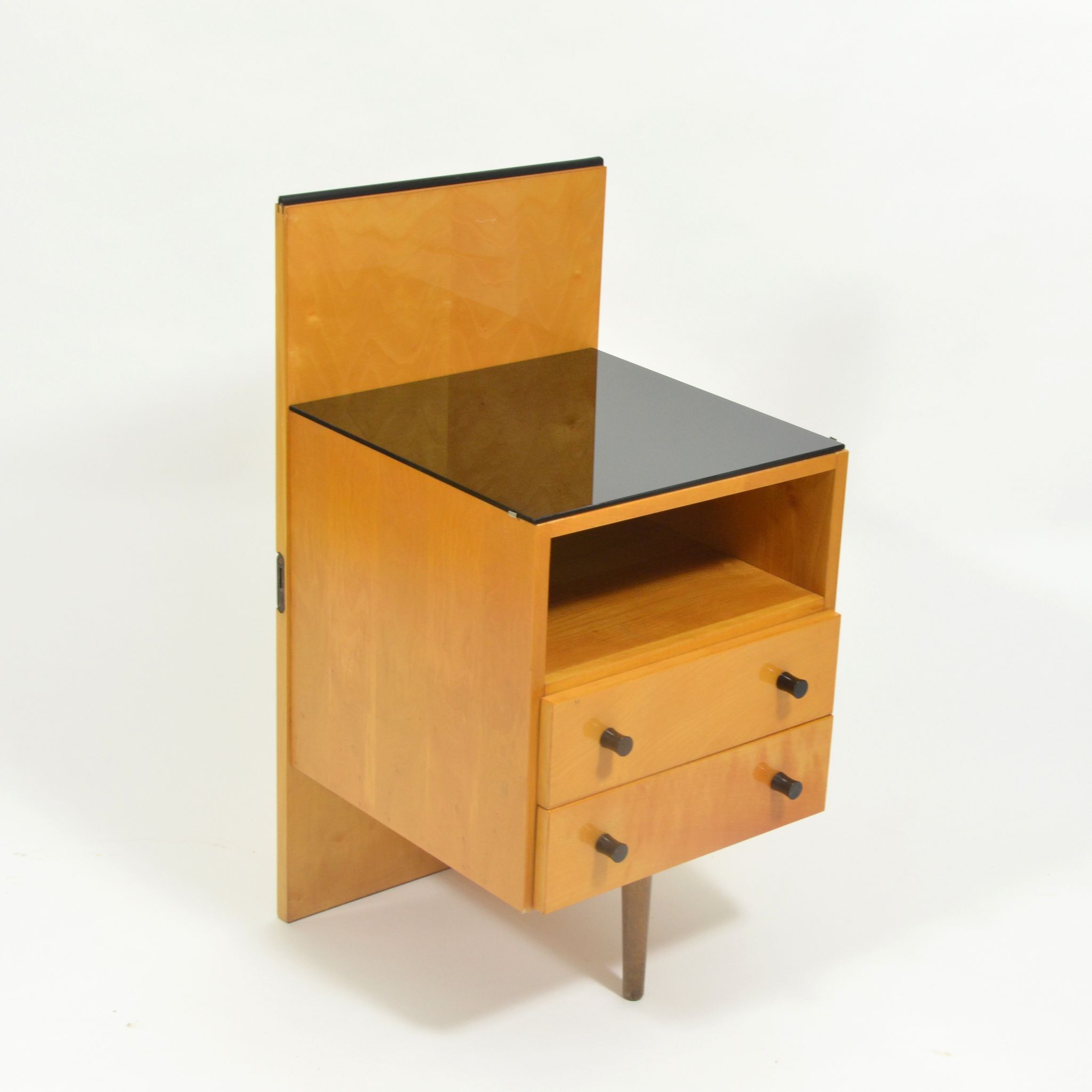 Table de chevet par Jitona 1960