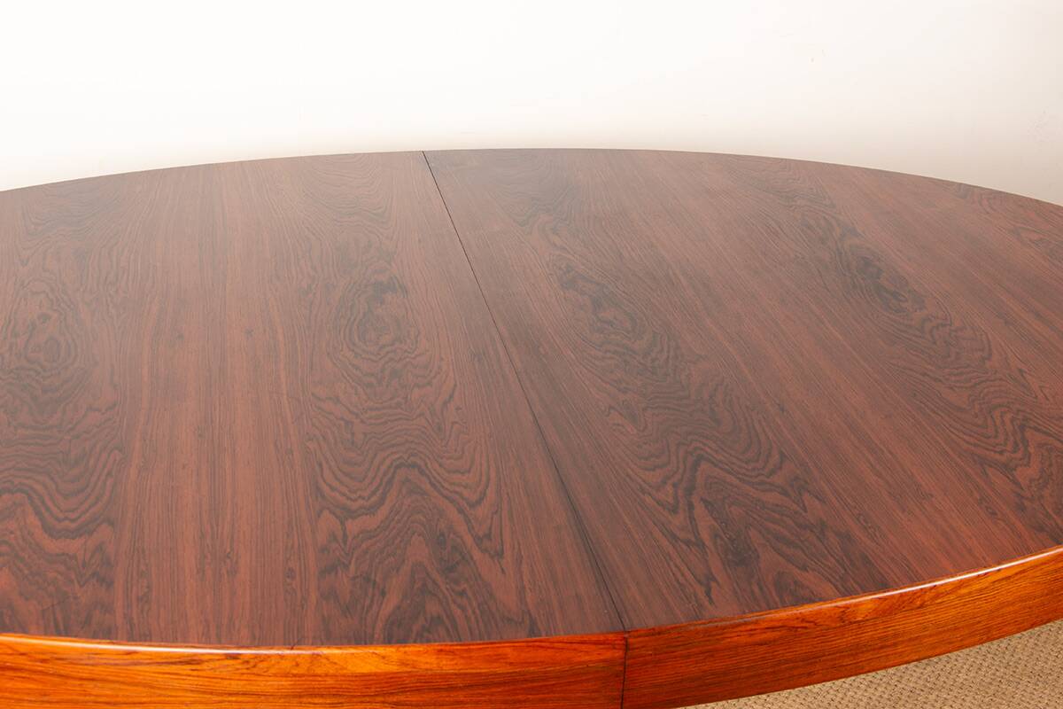 Table de repas, ovale, extensible, Danoise, Palissandre, Harry Ostergaard.