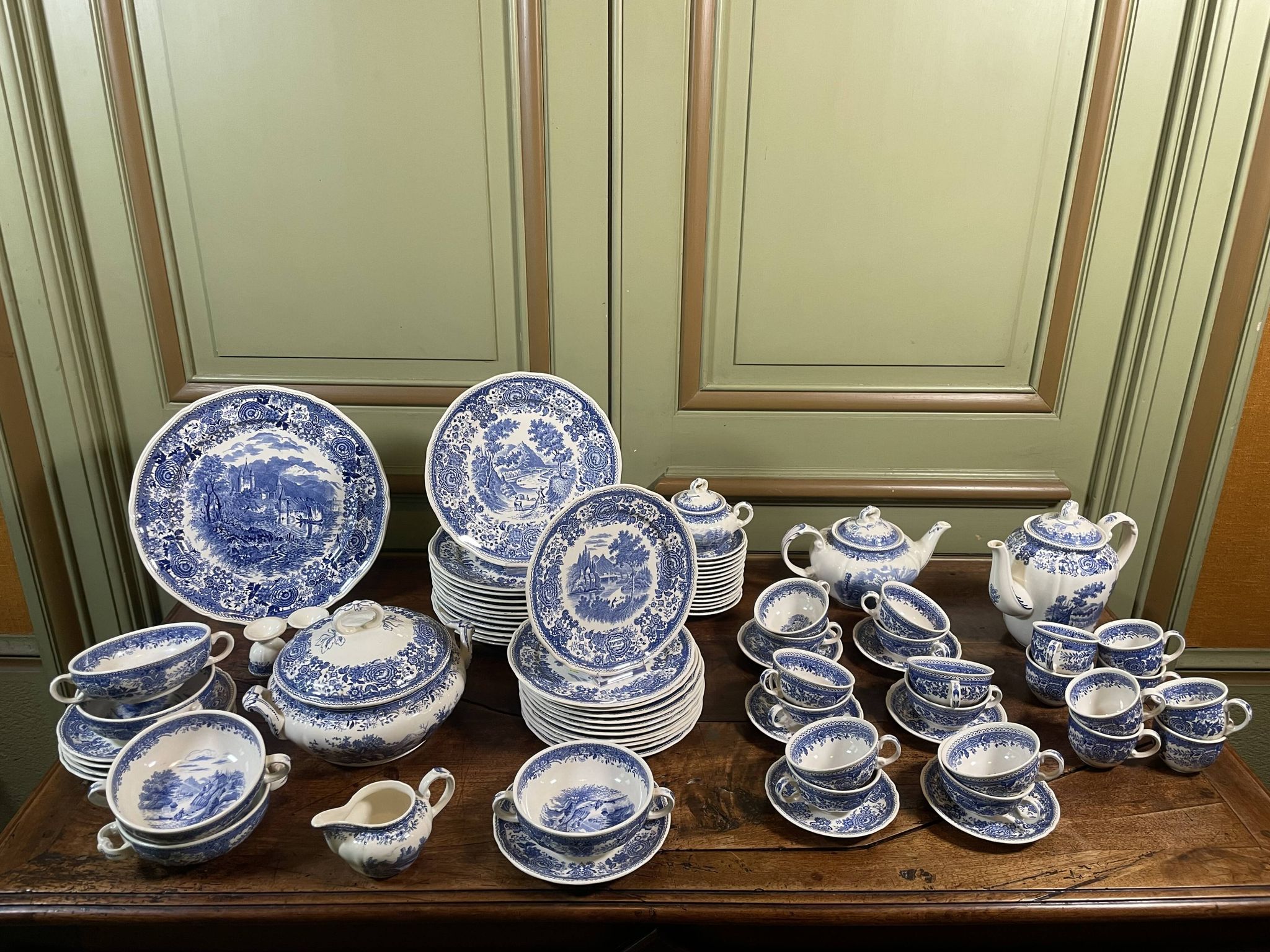 Villeroy & Boch Burgenland service, 82 pieces (1950s)