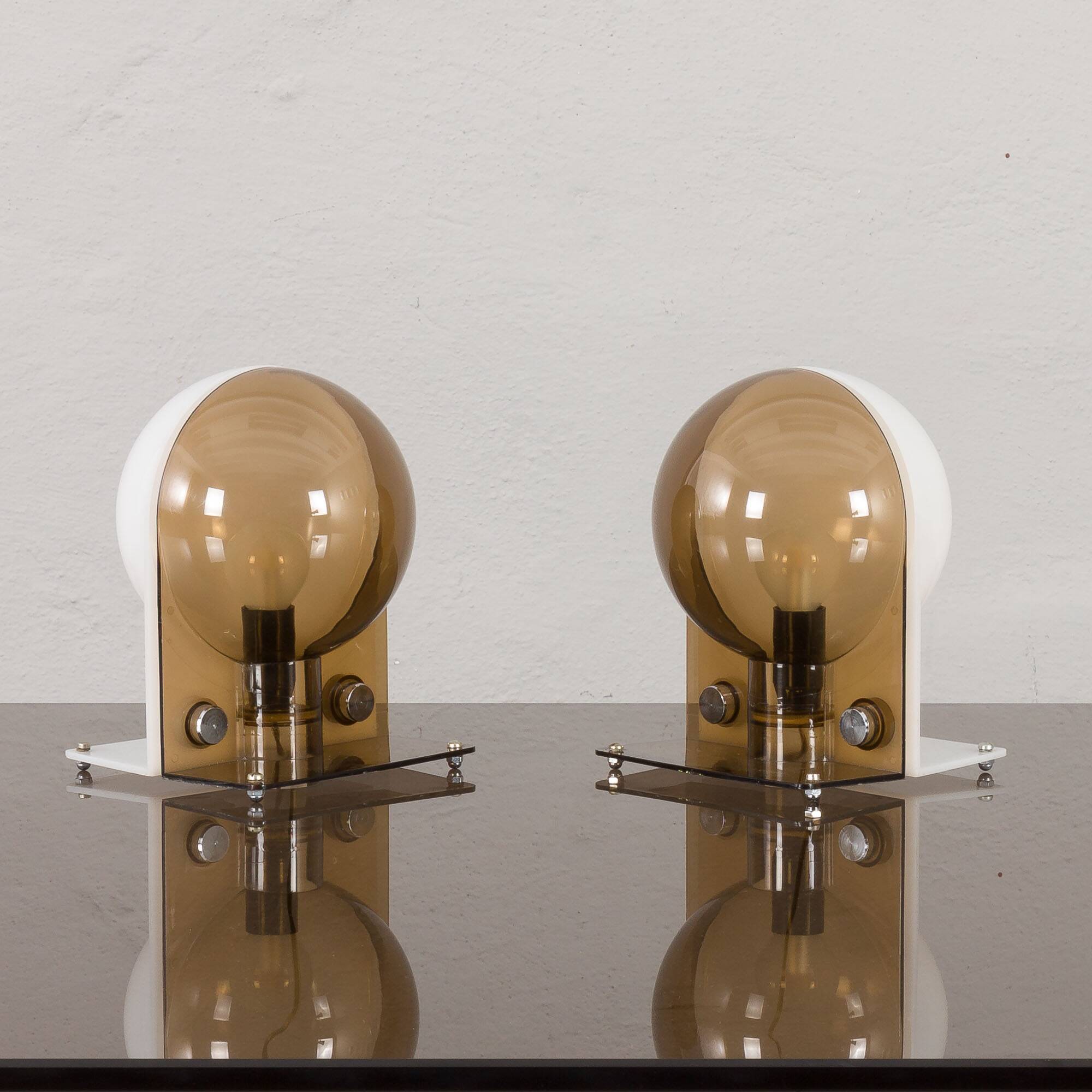 Pair of Sirio table lamps by Sergio Brazzoli & Ermanno Lampa for Guzzini