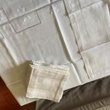 Tablecloth and 12 towels of old linen