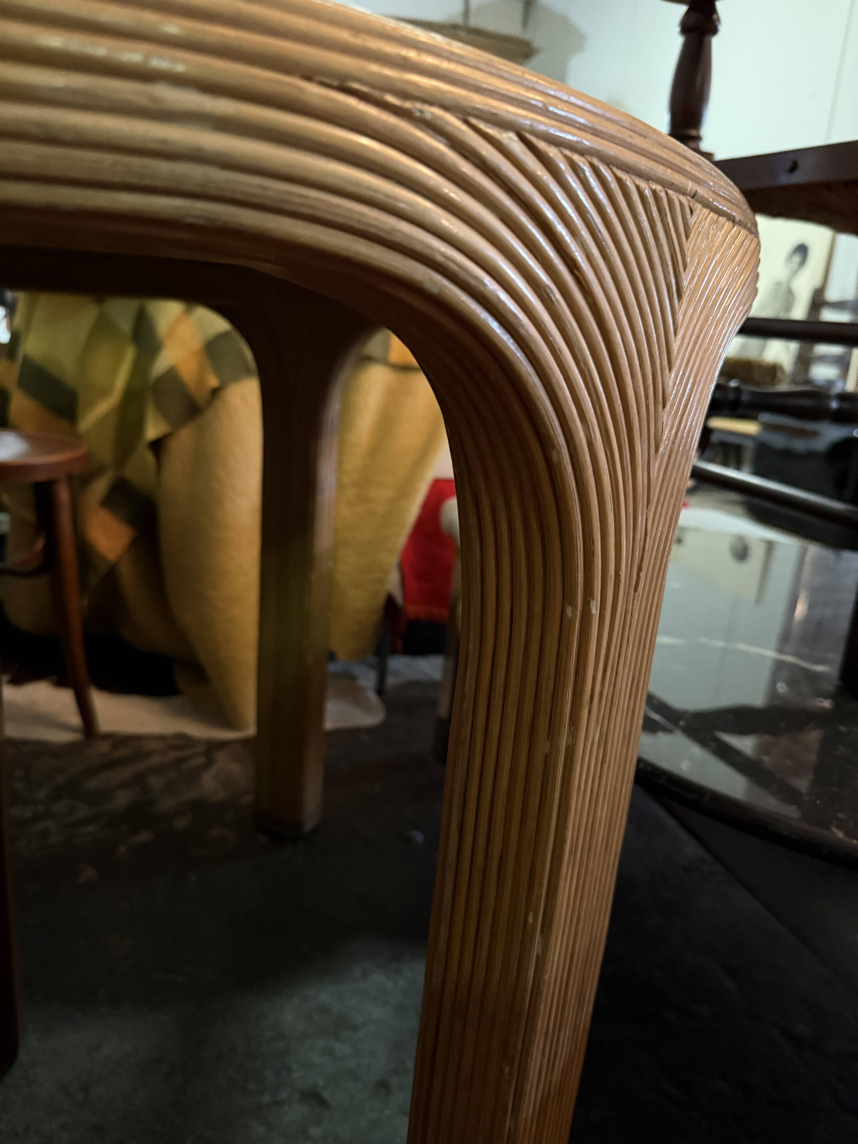 Table à manger en rotin et travertin Vivai del Sud, Italie, années 1960.