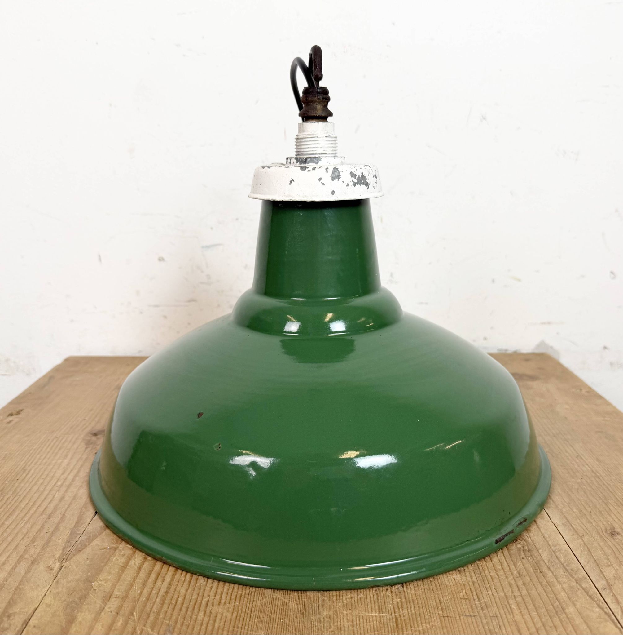 Industrial British Green Enamel Factory Pendant Lamp, 1960s