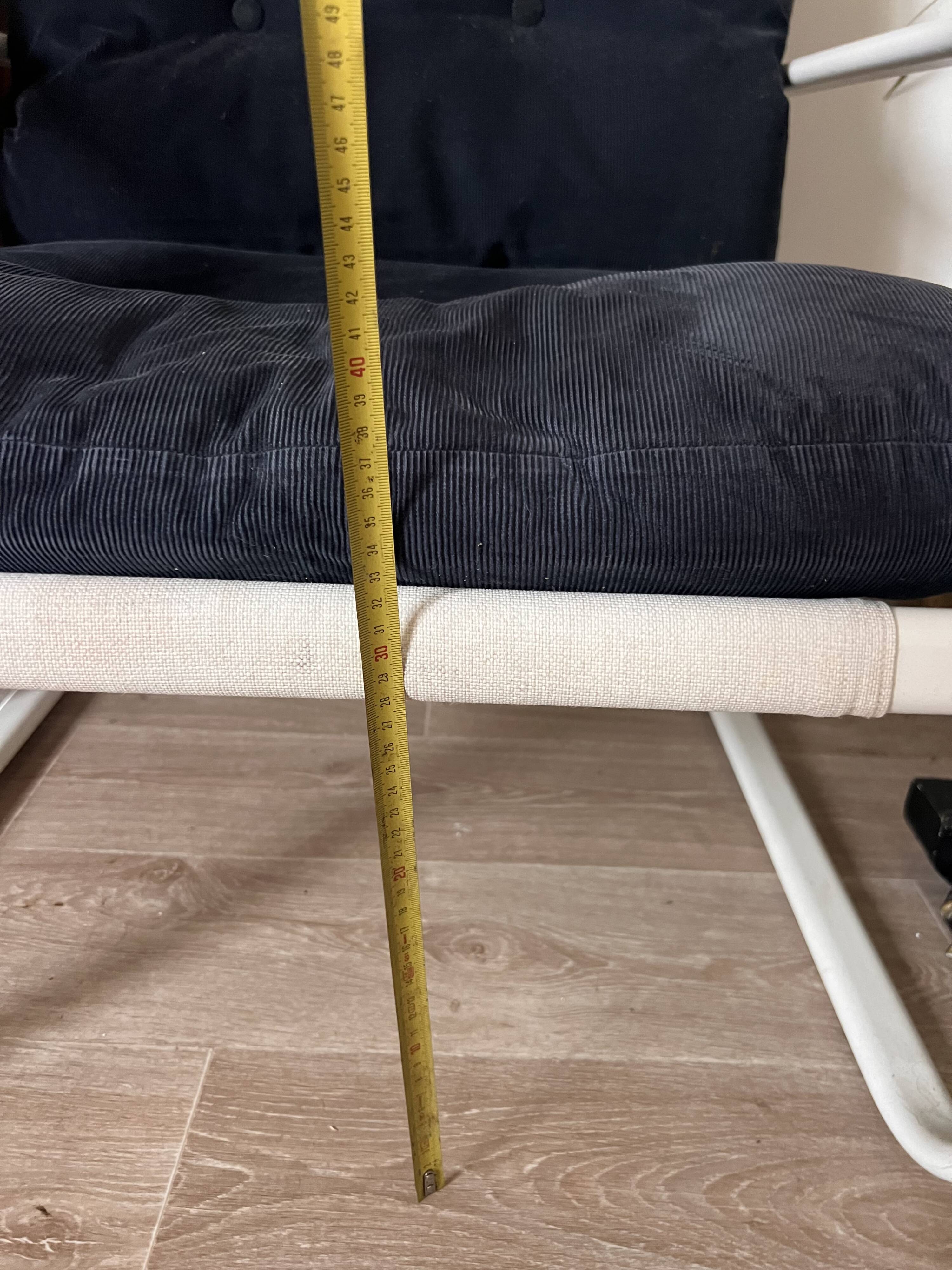 Fauteuil IKEA vintage velours et tube