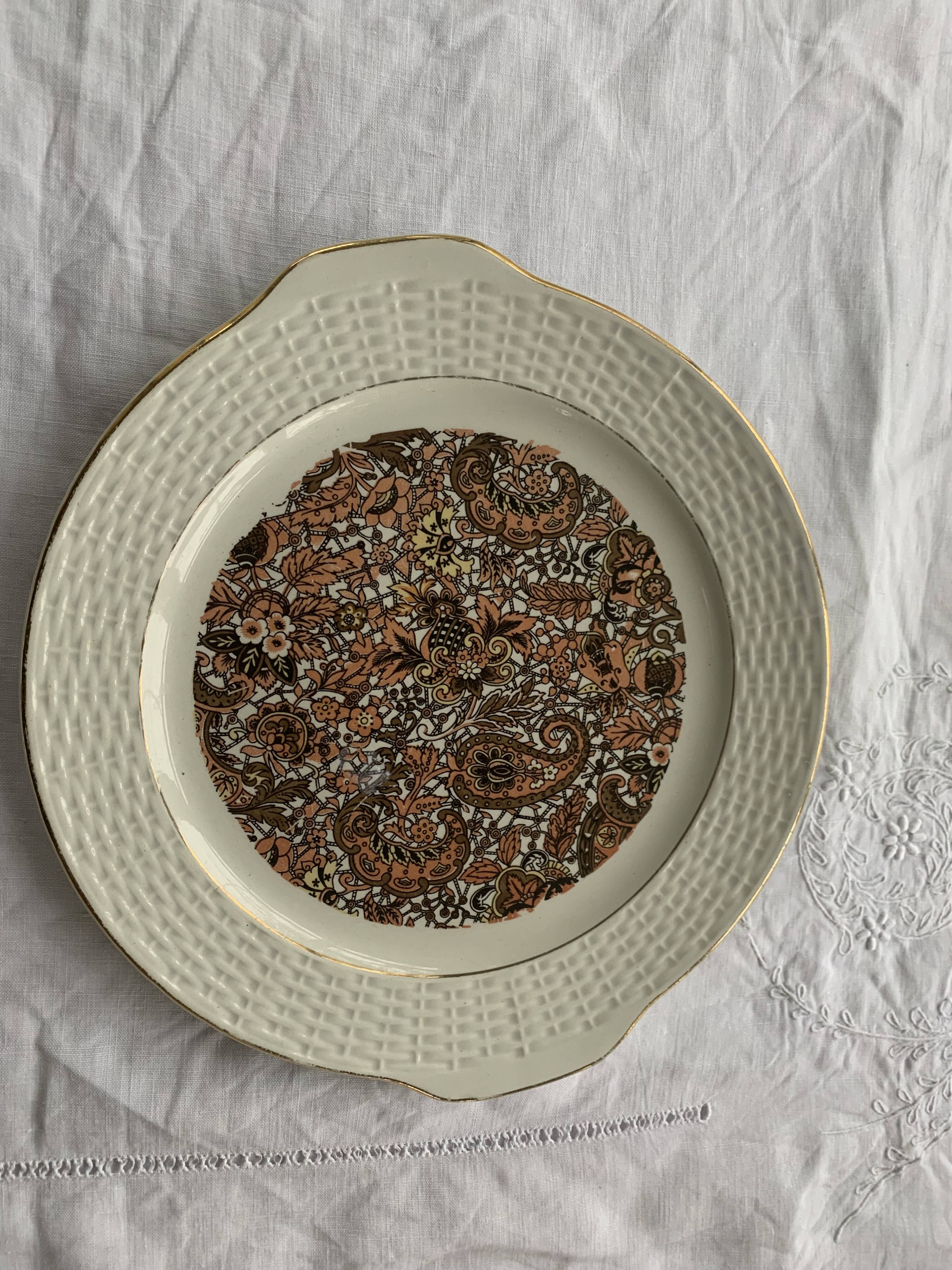 Plat à gâteaux en faïence motif cachemire vintage