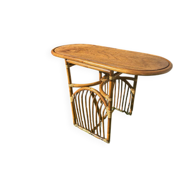 Oval rattan table