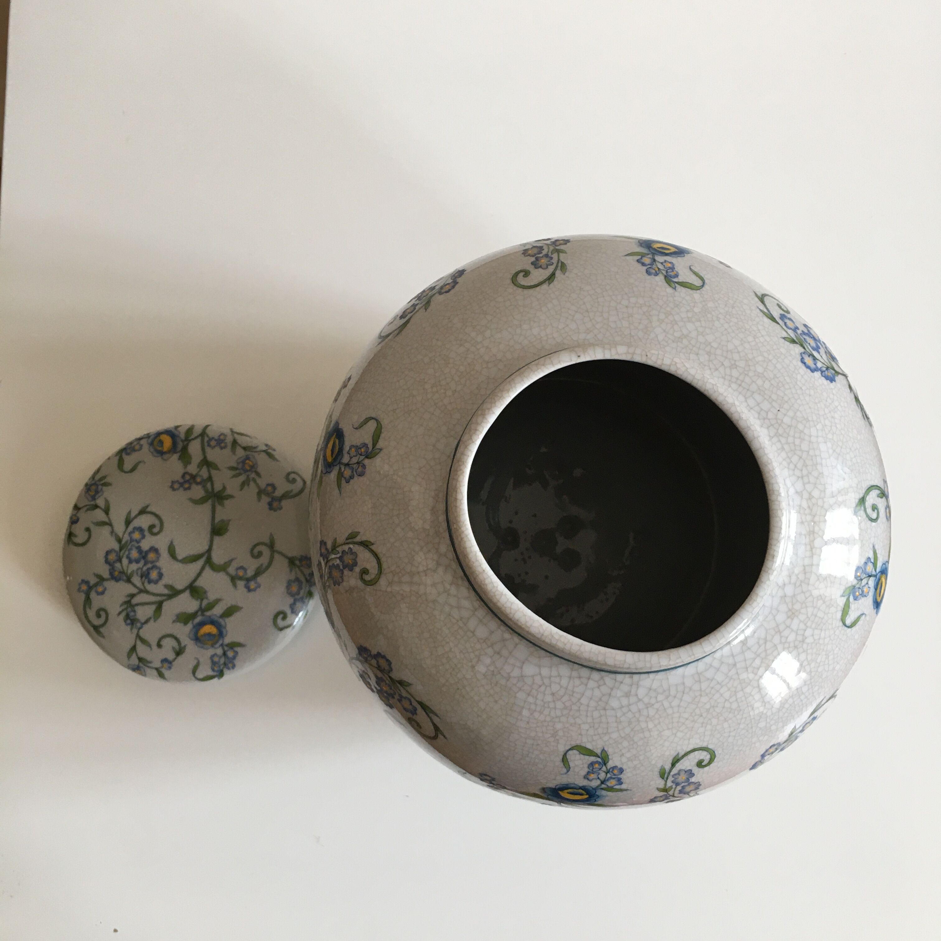 Vintage ginger pot, height 26 cm