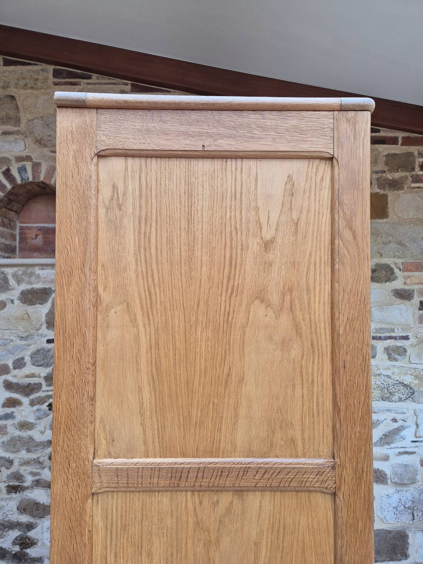 Armoire vintage