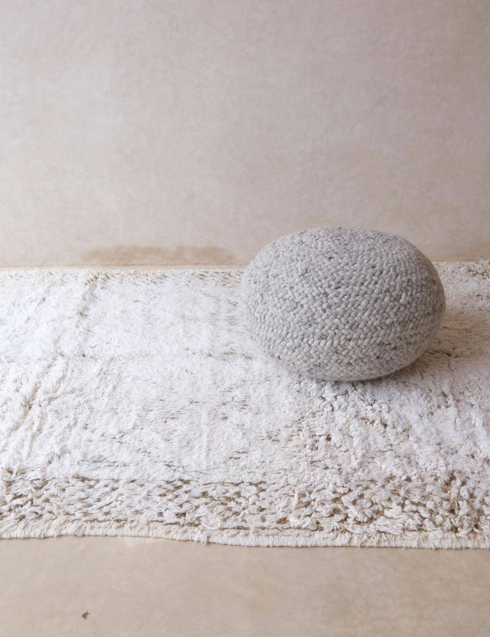 Vintage White Berber Rug - 318 x 180 cm