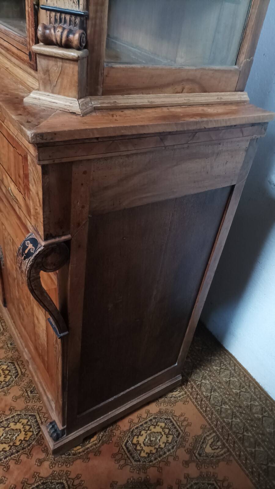 Biedermeier buffet in precious wood marquetry and ebony