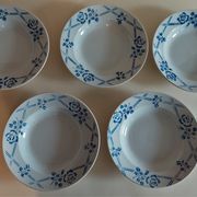 Hollow plates series of five Moulin des Loups Orchies model Bric blue
